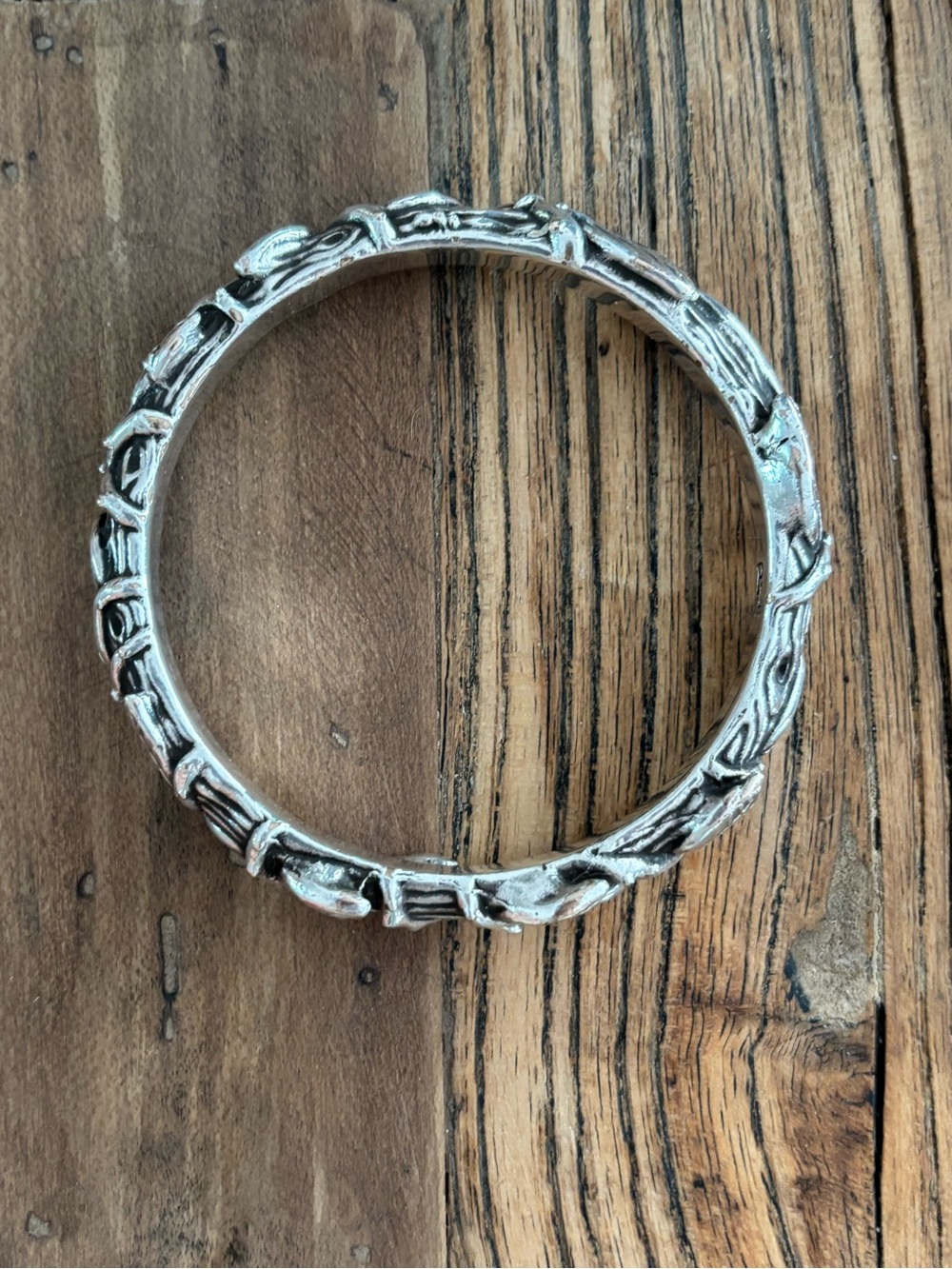 Pamela Love Silver Leaf Vine Bangle Bracelet - Picture 9 of 10